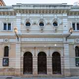 Al maestro � dedicato anche l�ottocentesco Teatro...(foto di Nicola Lasalandra)